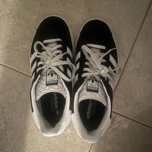 platform adidas gazelles